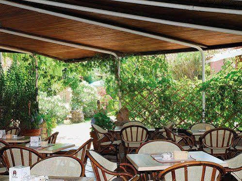 Aparthotel La Pineta 2*